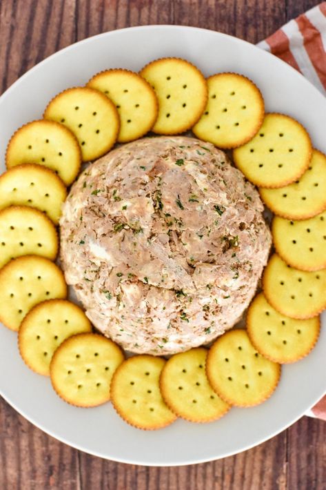 Tuna Pâté Tuna Balls Recipe, Tuna Pate, Tuna Appetizer, Best Dip Recipes, Pate Recipes, Celery Sticks, Chicken Liver Pate, Cheese Ball Recipes, How To Make Sandwich