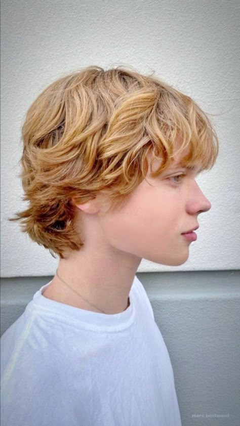 Alin Szewczyk, Griffin Mark, Hairstyles For Boys, Medium Length Haircuts, Men Haircut Curly Hair, Mens Hairstyles Medium, Mens Hairstyles Thick Hair, Shaggy Hair, Wavy Hair Men