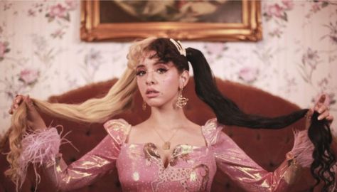 she is so pretty oml Melanie Martinez K 12 Wallpaper, Portal Wallpaper, Melanie Martinez Aesthetic, Melanie Martinez Wallpaper, Martinez Wallpaper, Melanie Martinez Music, K-12 Melanie Martinez, Melanie Martinez Concert, Melanie Martinez Photography