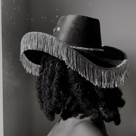 Cowboy hats all summer long #COWBOYCARTER 🏇🏾 Which style is a bit of you? 🤠 Cowboy Aesthetic, Black Cowgirl, Space Cowgirl, Milk It, Cowgirl Aesthetic, Chapeau Cowboy, Black Cowboy, Cowboy Party, Cowgirl Party