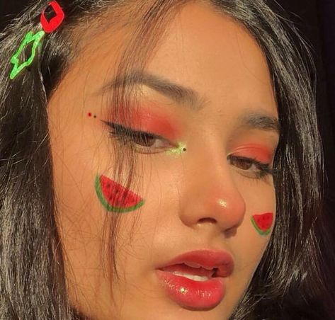 Unfiltered Pictures, Watermelon Face, Freckles Makeup, Cute Eye Makeup, Face Painting Easy, Face Paint Makeup, Pride Makeup, Face Art Makeup, Makeup Aesthetic