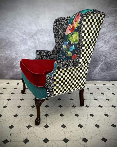 Funky Armchairs, Chair Reupholster, High Back Accent Chairs, Couch Makeover, Soft Furniture, Reupholster Furniture, Decoupage Furniture, Upholstery Diy, Funky Home Decor