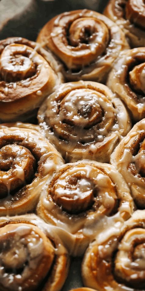 Brown Butter Cinnamon Rolls [55 Minutes] – Chasety Cinnamon Roll Aesthetic, Fall Pastries, Cinnamon Rolls Aesthetic, Butter Cinnamon Rolls, Deli Bakery, Canva Project, Aurora Aesthetic, Cinnabon Rolls, Fluffy Cinnamon Rolls