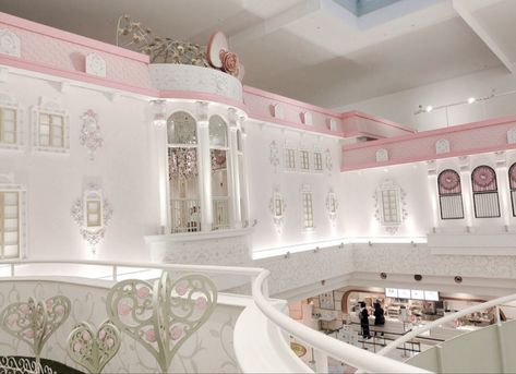 sanrio Hello Kitty Mansion, Sanrio Puroland Aesthetic, Puroland Japan, Sanrio House, Trip Moodboard, Bunk Beds For Girls Room, Sanrio Puroland, Dream Land, Tokyo Hotels