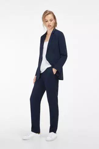 Navy Blazer with White Sneakers Outfits For Women (13 ideas & outfits) | Lookastic Suit White, Neue Outfits, Navy Suit, Suit Trousers, Navy Blazer, Sneakers Outfit, Trouser Suits, Navy Pants, Massimo Dutti