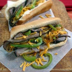 Philly Steak Sandwich, Italian Beef Recipes, Pulled Pork Burger, Philly Cheese Steak Recipe, Steak Sandwiches, Philly Steak, Cheesesteak Recipe, Italian Beef Sandwiches, Italian Beef