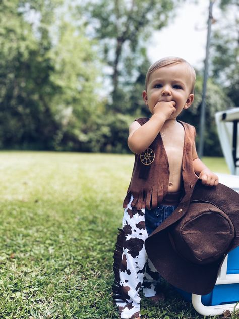 Halloween Cowboy Costume, 1st Rodeo Birthday, Toddler Boy Birthday, Halloween Cowboy, 1st Rodeo, Boys Birthday Outfits, Baby Boy Halloween, Cowboy Birthday Party, Rodeo Birthday