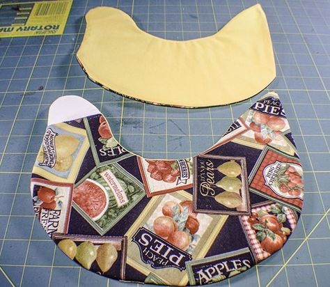 Diy Chicken Basket, Chicken Basket Sewing Pattern Free, Basket Sewing Pattern, Chicken Pattern, Chicken Crafts, Free Pdf Sewing Patterns, Sewing Projects Free, Apron Sewing Pattern, Spring Summer Decor