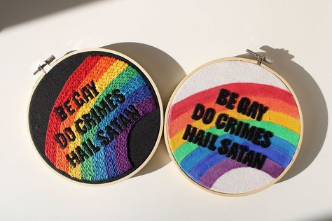 Pride Embroidery, Painted Embroidery, Gay Pride Rainbow Flag, Flag Crafts, Rainbow Flag Pride, Embroidery Cotton, Pride Rainbow, Handmade Embroidery, Rainbow Flag