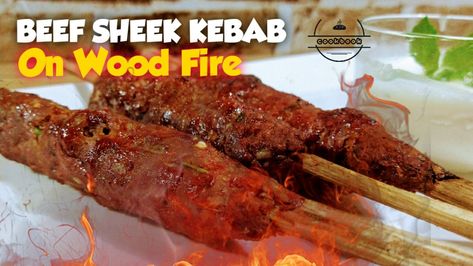 A variety starter to your dish Beef Kabab, Sheek Kebab, Beef Seekh Kabab Recipe, Kabab Koobideh, Koobideh Kebab, Seekh Kebab Recipes, Kale Chane Ke Kabab, Beef Kebab, Recipe Beef