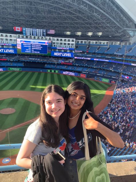 Jays Game Outfit, Blue Jays Game Outfit, Blue Jays Aesthetic, Blue Jays Outfit, Pics To Recreate With Friends, Sports Game Outfit, Recreate With Friends, Baseball Aesthetic, Pics To Recreate