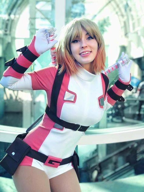 Spider Gwen Cosplay, Disney Things, Miles Morales, Cute Cosplay, Pose Reference Photo, Best Cosplay, Cosplay Outfits, Character Portraits, Photography Inspo