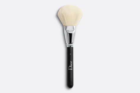 Dior Backstage Powder Brush N°14 - Makeup Brushes | Dior US Dior Backstage Powder, Backstage Makeup, Makeup Applicators, Christian Dior Makeup, Christian Dior Perfume, Essential Makeup Brushes, House Of Dior, Essential Makeup, Luxury Beauty Products