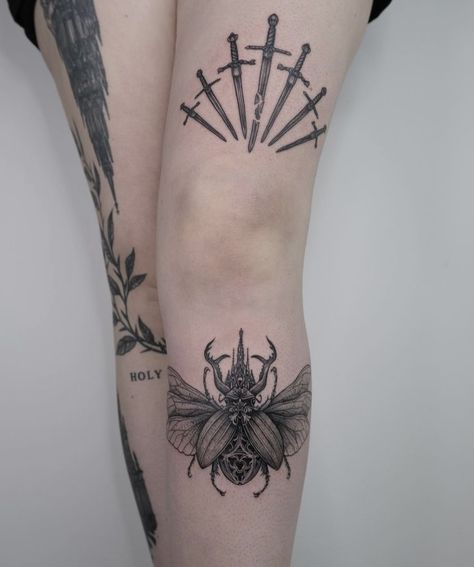 Thigh Tattoos Goth, Witchy Knee Tattoo, Goth Knee Tattoos, Front Shin Tattoo, Goth Arm Tattoo, Tattoo Ideas Geometric, Over The Knee Tattoo, Leg Tattoo Placements, Arm Tattoo Placement