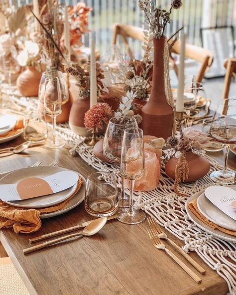 Boho Tablescape, 21 Diner, Terracotta Wedding, Dinner Table Decor, Wedding Reception Inspiration, Wedding Table Decorations, Desert Wedding, Wedding Table Settings, Wedding 2024