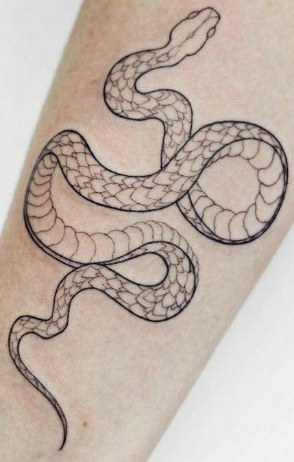 Snake Tattoo Linework, Linework Snake Tattoo, Corn Snake Tattoo, Side Tattoos Women, Snake Tattoos, Snake Tattoo Design, Corn Snake, Tattoos Women, Side Tattoos