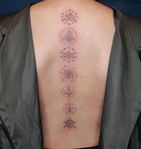 Chakras Tattoo, Chakra Tattoo, Tattoo Instagram, Spine Tattoos For Women, Spine Tattoo, Spine Tattoos, Tattoo Inspo, I Tattoo, Tattoos For Women