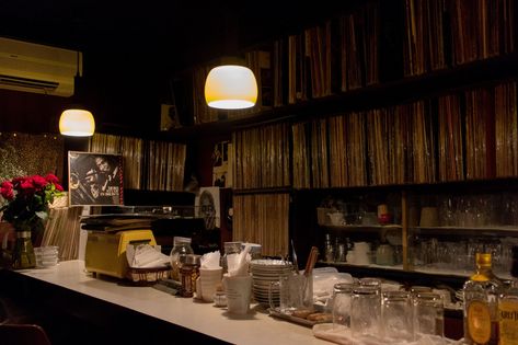 Miles - Tokyo Jazz Joints Jazz Coffee Shop, Japanese Jazz Bar, Music Bar Design, Jazz Kissa, Japanese Jazz, Listening Bar, Vinyl Cafe, French Cocktails, Dream Cafe