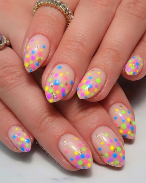 Katie Dutra | Gel Nail Artist & Educator on Instagram: "Confetti polka dots! 😍✨ These remind me of all my childhood memories eating @dippindots 🥹🍦  These are done very easily with a dotting tool and curing in between colors! You could use any color palette 🥰  #structuredmanicure #structuredmani gel overlay, polka dot nails, colorful nails, rainbow nails, gel nails, #gelnailart #easynailart easy nail designs" Polka Dot Tip Nails, Mum Nails, Short Winter Nail Ideas, Polka Dot Nail Art Designs, Sprinkle Nails, My Childhood Memories, Nail Dotting Tool, Nails Rainbow, Polka Dot Nail Designs