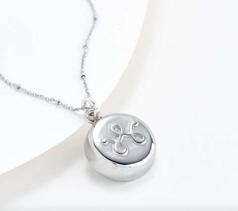 Invisawear Necklace Safety App, Personal Safety, Silver Necklaces, Silver Necklace, For Men, Tv, Silver