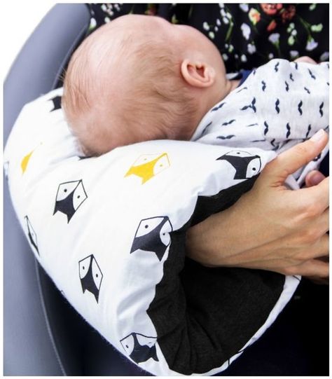 Fox feeding pillow baby nursing pillow slip on nursing | Etsy Bottle Feeding Newborn, Pillow For Baby, Baby Nursing Pillow, Newborn Nursing, Baby Feeding Pillow, Bee Nursery, Maternity Nursing Clothes, Breastfeeding Pillow, Wild Baby