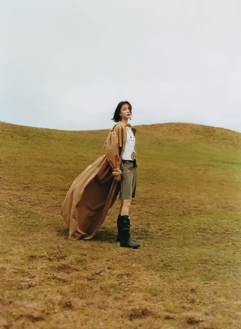 Summer Field, Fashion Campaign, Vogue China, Summer Campaign, Vogue Living, December 23, May 2023, Shoot Inspiration, Personal Brand