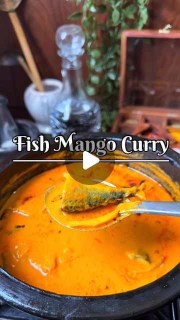 Raw Mango Fish Curry, Mango Fish Curry Kerala, Fish Mango Curry, Mango Fish, Kerala Dishes, Kashmiri Chilli, Lunch Recipes Indian, Crazy Food, Mango Curry