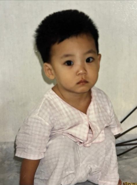 Mingyu Baby Pics, Pledis Seventeen, Vernon Seventeen, Kim Min Gyu, Korean Drama Songs, Face Aesthetic, Joshua Hong, Seventeen Album, Seventeen Wallpapers