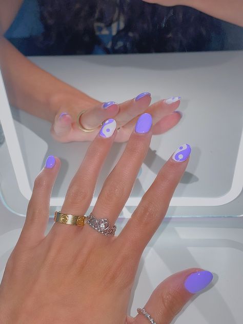 purple gel nails with a yin yang design Purple Yin And Yang Nails, Purple Yin Yang Nails, Purple Nails Designs Short, Cute Nails Purple, Short Purple Nail Ideas, 21st Nails, Trendy Purple Nails, Pisces Nails Designs, Purple Short Nails