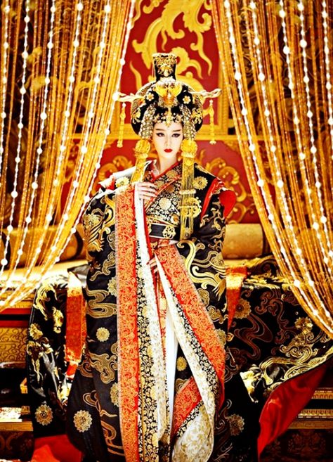 Wu Zetian, The Empress Of China, Chinese Empress, Empress Of China, Chinese Traditional Dress, Fan Bingbing, The Empress, Chinese Clothing, Traditional Fashion