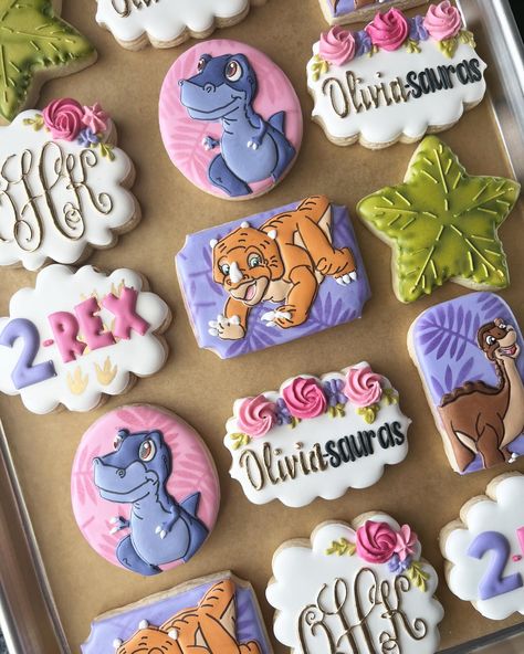 Simply Sweet - Land before time cookies! #landbeforetime... Land Before Time Party, Land Before Time Birthday Party, Custom Sugar Cookies, Bubble Birthday, Royal Iced Cookies, Dinosaur Themed Birthday Party, Land Before Time, Dino Birthday, Childrens Birthday Party