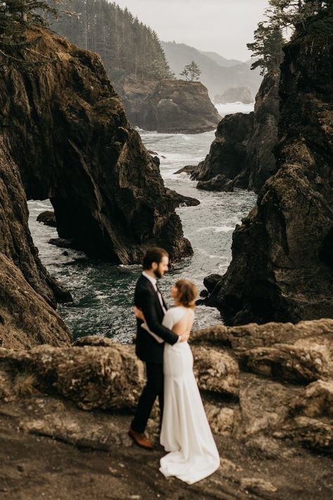 E & M were married this week on the Coast of Oregon at Crook Point. The ceremony was on a cliff overlooking the Pacific Ocean. Oregon, Brookings Oregon wedding, Oregon coast wedding, Oregon wedding Photographer Oregon wedding photography, The best Oregon wedding photography, Crook Point Oregon Wedding Photographer, Wedding Event, Outdoor Wedding, Wedding photography and videography, Wedding Photos, Wedding Photographer, Pacific Northwest Wedding Photography, Pacific Northwest Wedding, Wedd Beach Cliff Elopement, Oregon Coastal Wedding, Pacific Northwest Engagement Photos, Pacific Northwest Elopement, Oregon Wedding Photography, Oregon Coast Engagement Photos, Dream Elopement, Oregon Weddings, Brookings Oregon