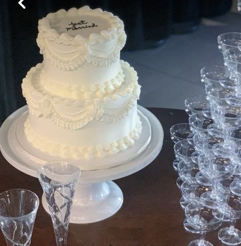 Elopement Wedding Cake Ideas, Wedding Cake With Piping Detail, Scalloped Wedding Cake, Wedding Cake For 100 Guests, Wedding Cake Without Flowers, Simple Vintage Wedding Cake, Croquette Wedding, Wedding Cake Ideas Elegant Beautiful, Simple 2 Tier Cake