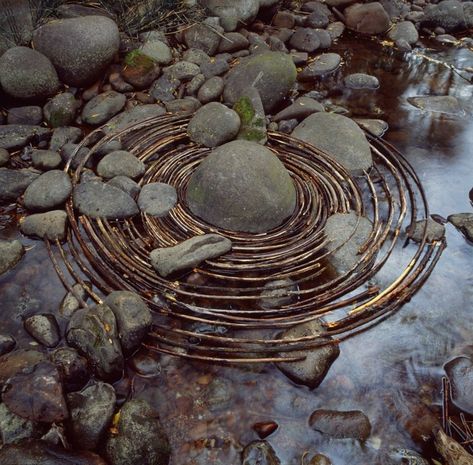 Andy Goldworthy, Ephemeral Art, Andy Goldsworthy, Nature Artists, Sacred Architecture, Natural Man, Earth Art, A Level Art, Wedding Art