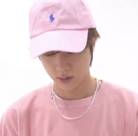 Seokjin Lq, Jin Pink, Twitter Bts, Pink Doll, Lq Icons, Pink Hat, Bts Members, Bts Jin, Pink Aesthetic