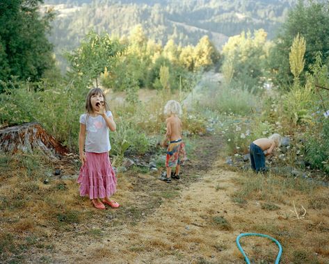 Justine Kurland, Artist Website, Best Mother, Photography Projects, Future Life, Round Up, Future Kids, Simple Life, Farm Life