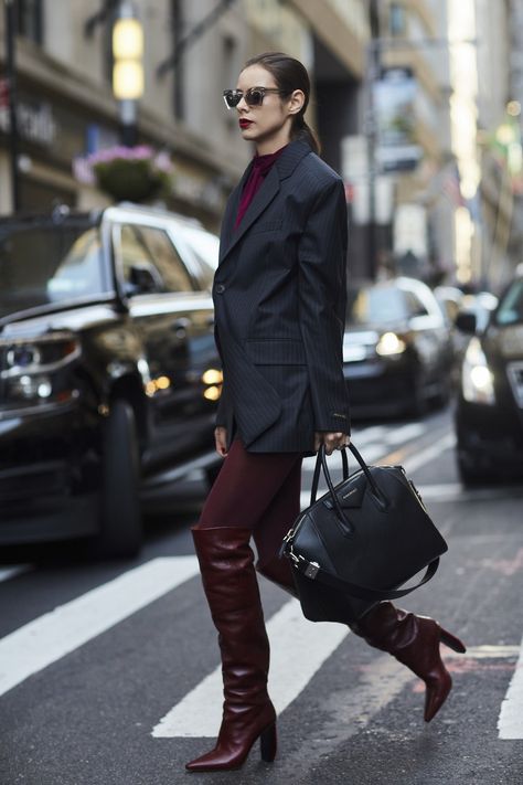 Coco Rocha | Coco Rocha - NYFW2017 SS18 day 5. | Maurice Malbrunot | Flickr New York Fashion Week Street Style, New Street Style, Street Style Trends, Spring Street Style, 가을 패션, Cool Street Fashion, Fashion Week Street Style, Street Style Looks, Korean Street Fashion