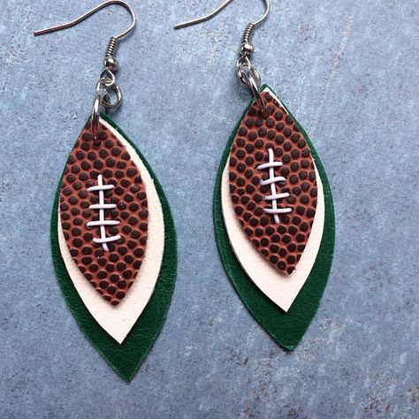 Diy Leather Earrings, Football Earrings, Leather Projects, Red Earrings, Football Mom, Crystal Stud Earrings, Leather Diy, Jewelry Projects, Diy Earrings