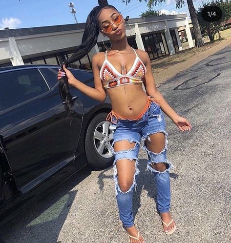 #blackwomen #blackgirls #spring #summer #springbreak #beach Bathing Suit Outfits, Bae Watch, Pt Cruiser, Model Inspo, Dark Skin Women, Bathing Suit Top, Jeans Outfit, Cute Summer Outfits, Cute Fits