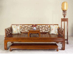 Chinese Antique & Reproduction Classical Furniture Luohan Bed New Chinese Furniture, Goth Interior Design, Chinese Bed, Chinese Furniture Design, Antique Interiors, Chinese Home, Chinese Interior, Classical Furniture, Asian Furniture