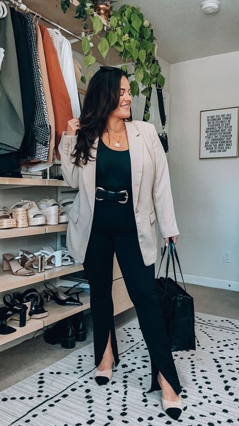 Midsize Work Outfit Business Casual, Midsize Workwear, Taryn Truly, Dressy Pants Outfits, Business Fits, Elevated Wardrobe, Smart Casual Work Outfit, Work Meetings, Simple Summer Outfits