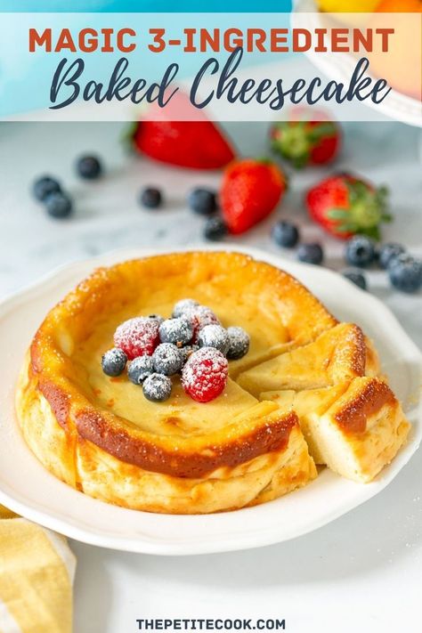 3-ingredient baked cheesecake topped with fresh berries. Italian Ricotta Cheesecake, 3 Ingredient Cheesecake, Italian Cheesecake, Baked Ricotta, Ricotta Cheesecake, Baked Cheesecake, Healthy Cheesecake, Low Carb Cheesecake, Classic Cheesecake