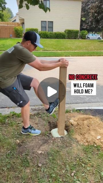 Jonny Irwin on Instagram: "Testing if Foam Post Break? 4x4 mailbox is Foam better than concrete for a quick fix #foam #sika #expandingfoam #post #tips #diy #home #fencepost #mailbox #revivehometips" 4x4 Posts Ideas, Modern Mailbox Post, Mailbox Diy, Pallet Patio Decks, Cool Mailboxes, Diy Mailbox, Modern Mailbox, Expanding Foam, Painted Front Porches