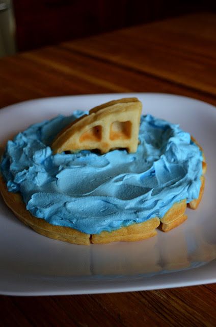 *Random Thoughts of a SUPERMOM!*: Shark Week Waffles Shark Week Breakfast, Shark Pancakes, Shark Themed Food, Shark Week Recipes, Shark Week Crafts, Gummy Sharks, Shark Snacks, Waffle Ideas, Shark Stuff