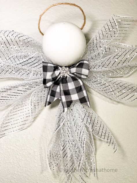 How to Make a Deco Mesh Christmas Angel Craft + Name Contest Tutu Wreath, Diy Christmas Angel Ornaments, Crafts 2024, Christmas Angel Crafts, Deco Mesh Wreaths Tutorials, Dollar Store Christmas Crafts, Burlap Wreath Diy, Deco Mesh Wreaths Diy, Diy Christmas Ornaments Easy