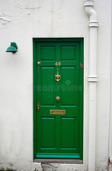 Green front door. The picture was taken in London , #spon, #front, #Green, #door, #London, #picture #ad Entrance Lamp, Bold Front Door, Green Front Door, Green Front Doors, Adams Homes, Dark Windows, Front Door Paint Colors, Door Paint Colors, Painted Front Doors