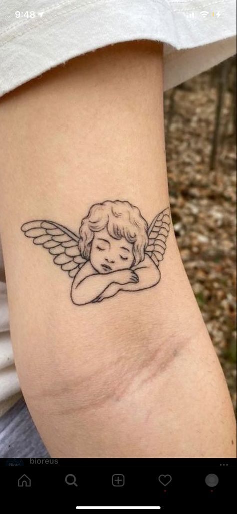 Cute Angel Tattoo, Unique Minimalist Tattoo, Cherub Tattoo Designs, Angle Tattoo, Cupid Tattoo, Artsy Tattoos, Cherub Tattoo, Cute Tattoos For Women, Discreet Tattoos