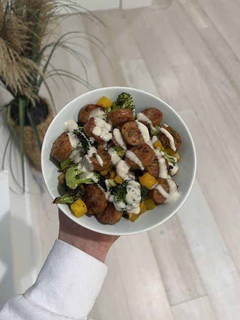 Chicken Sausage Fall Harvest Buddha Bowls Recipe - The Savvy Spoon Tahini Sauce Recipe, Buddha Bowls Recipe, Chicken And Butternut Squash, Pre Cooked Chicken, Buddha Bowls, Veggie Bowl, Tahini Sauce, Buddha Bowl, Roasted Broccoli