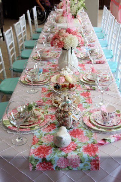 Tea Party Table, High Tea Party, Baby Shower Tea, Tea Party Theme, Party Table Settings, Tea Party Decorations, Bridal Tea, Vintage Tea Party, Tea Party Bridal Shower