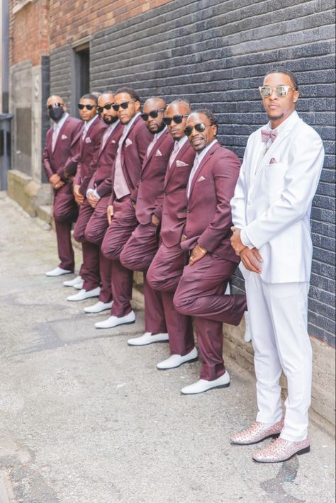 #rosegoldwedding #burgundywedding #ivorywedding #fallwedding #grooms #dustyrosewedding #blackweddingshoes #rosegoldspikeshoes #rosegoldshoes #blackmenwithstyle #blackmensfashion Rose Gold Groomsmen Attire, Gold Groomsmen Attire, Rose Gold Groomsmen, Groomsmen Burgundy, Bridesmaids Robes Pictures, Black Wedding Shoes, Men Attire, White Wedding Suit, Rose Gold Bride